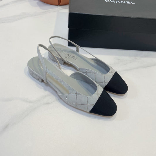CC 26s Quilted Two-Tone Slingbacks Black Grey Suede Fabric 941698