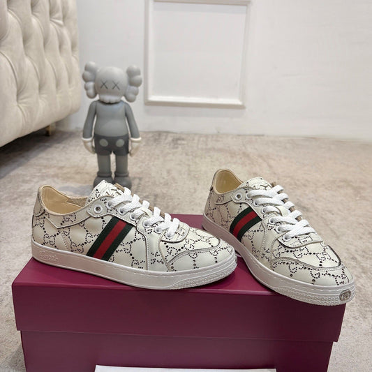 GG Stretch Low-Top Trainers White Leather 824429