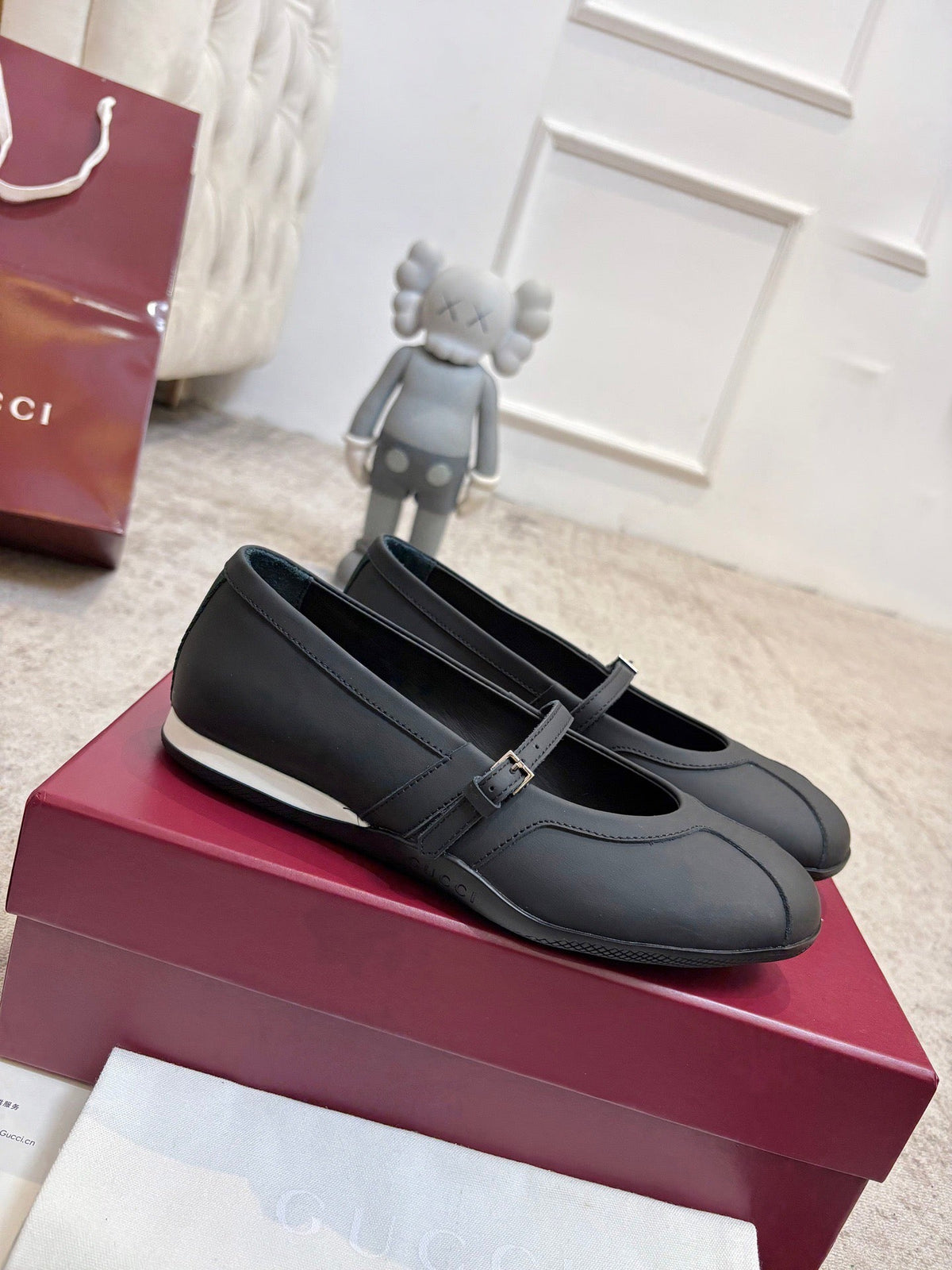 GG Shift Ballerina Black Leather 824473