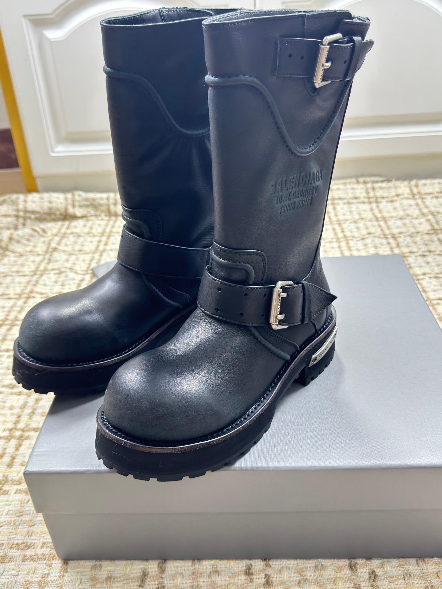 Balenciaga 25s Venom mid-calf boots black cowhide 467454