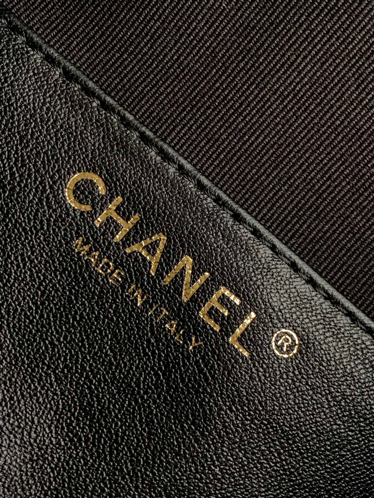 CC 25 BACKPACK IN BLACK CALFSKIN GOLD HARDWARE