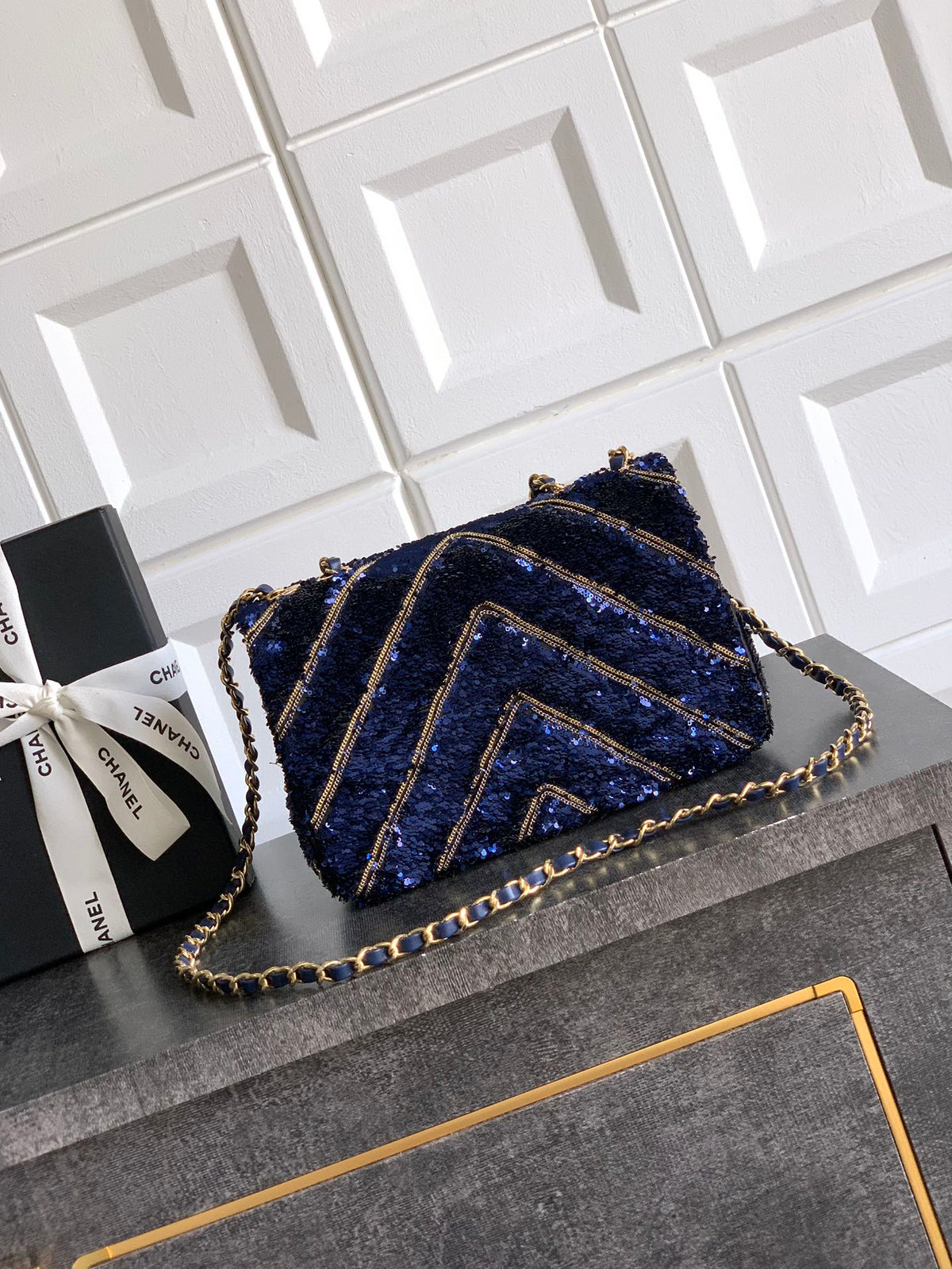 CC 26K Flap Bag 21cm Navy Blue Silk Sequin