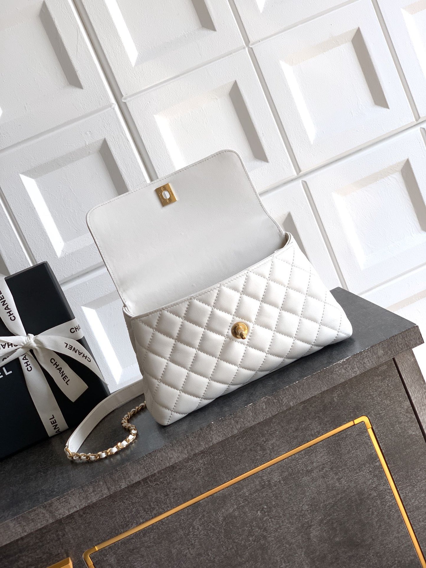 CC Coco Top Handle Bag 23cm White Quited Leather