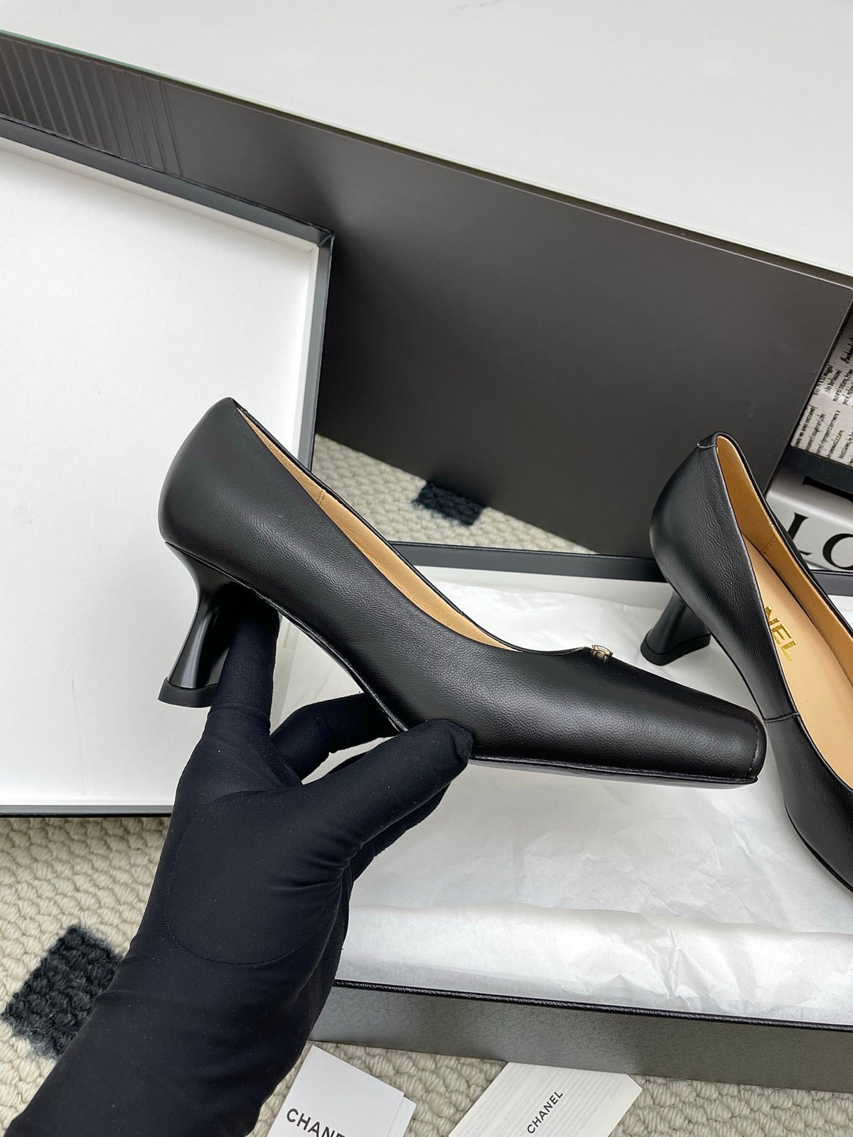CC Square-Toe Pumps 65mm Black Sheepskin 427015