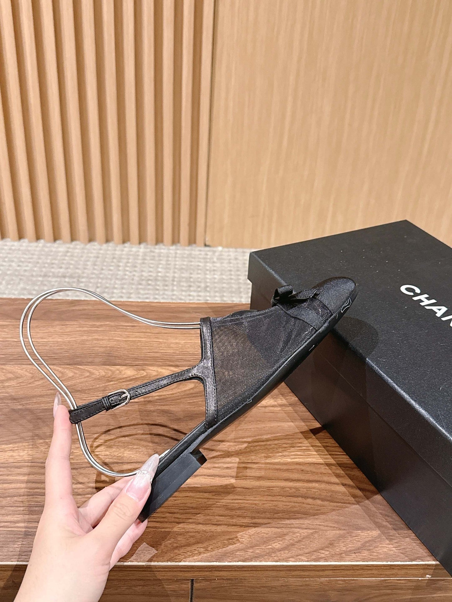 CC 26s Bow Slingback Black Cotton Mesh 692553