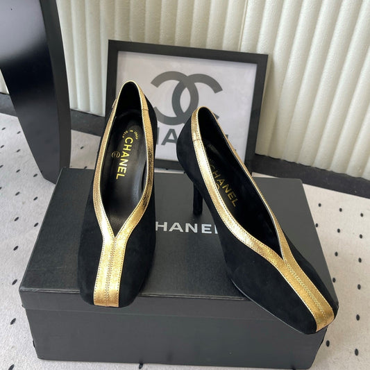 CC 26s Matthieu Blazy Pump 9.5cm Black Suede 807482