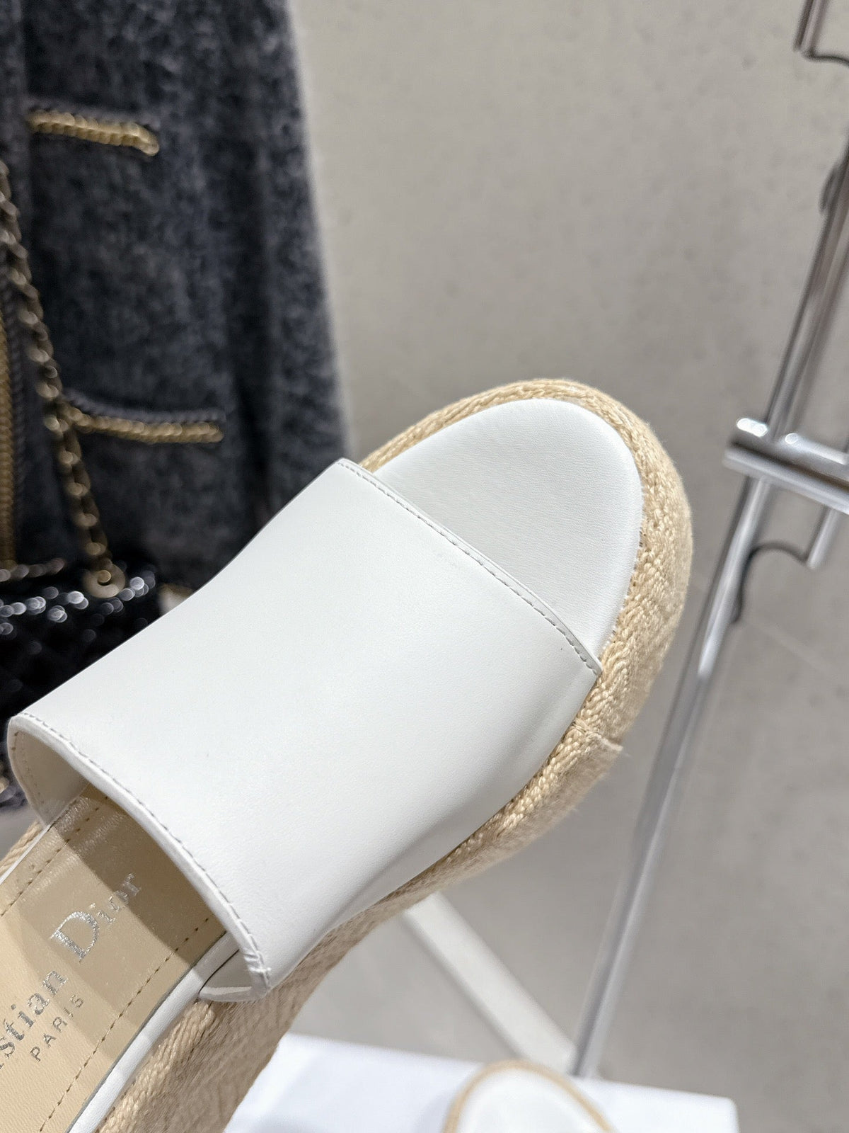 CD 26s Platform Sandal 65 White Beige Leather 636356