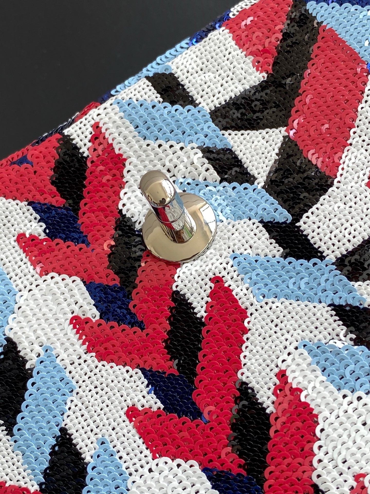 cc 25S Flap Bag 21cm Multicolor Chevron Sequin