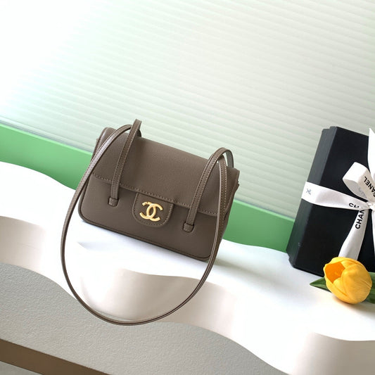 CC 2026 Preppy Coco Bag 17cm Taupe Caviar Leather Gold Hardware