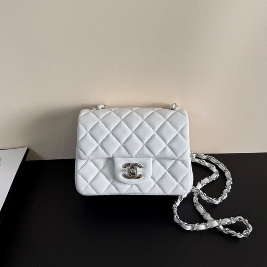 CC Flap Bag 17cm White Sheepskin SHW 284833