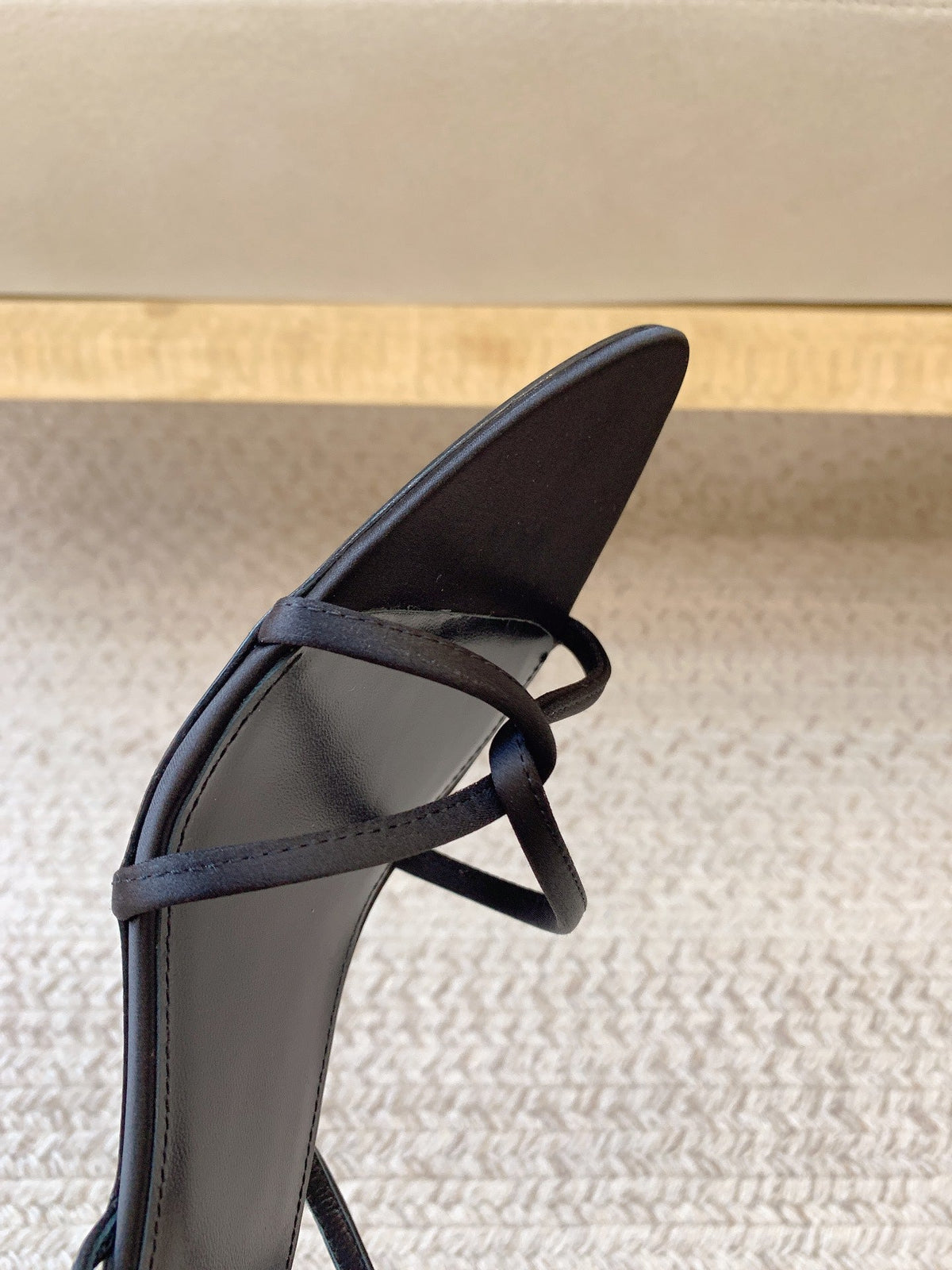 STRAPPY MID HEEL SANDALS IN BLACK SILK
