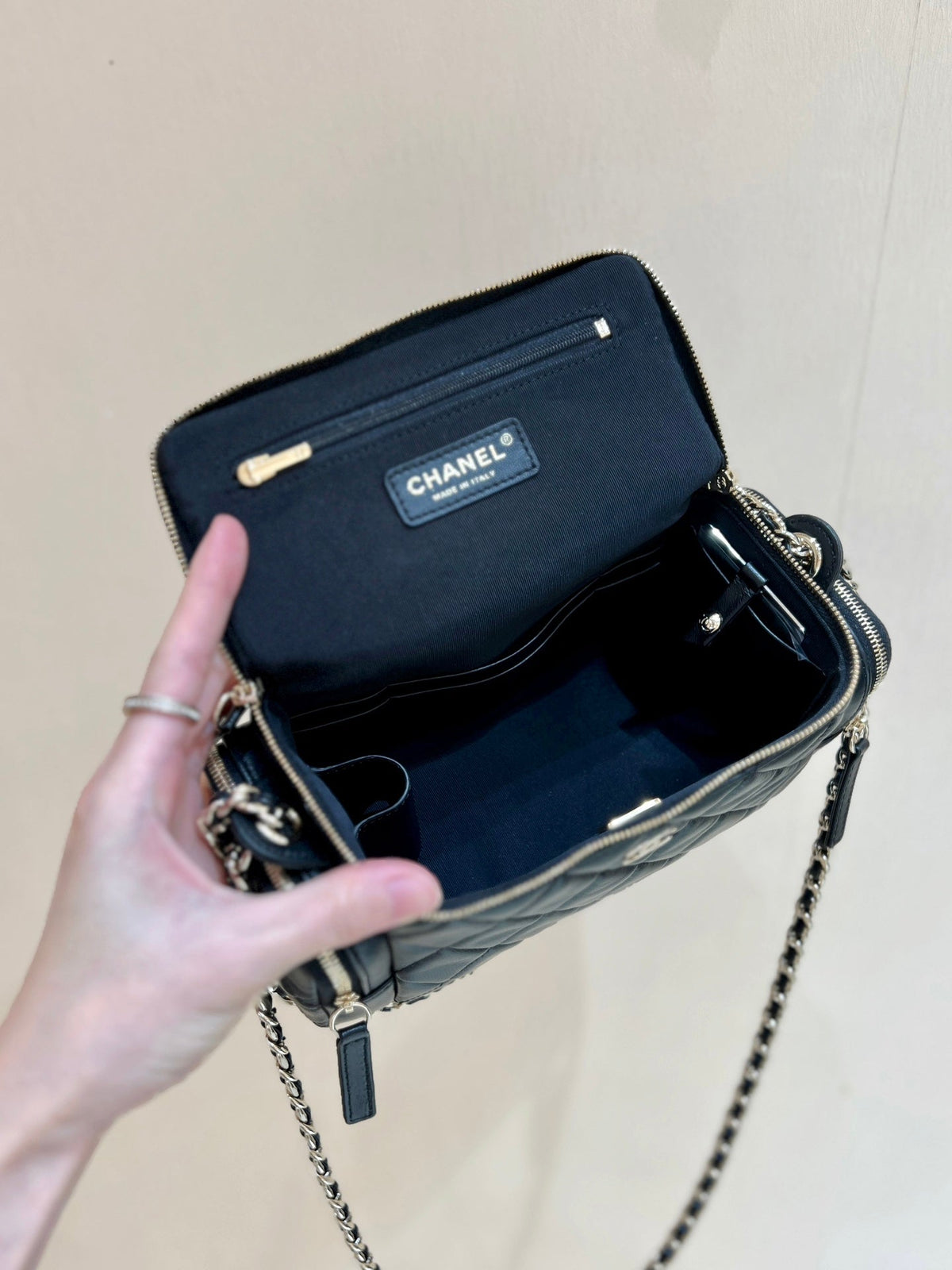 CC 24K Handle Camera Bag 23cm Black Lambskin Light GHW