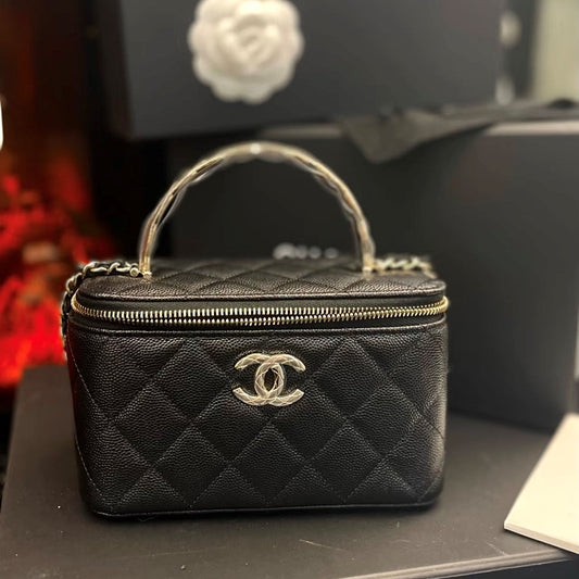 CC Coco Crush Vanity Case Black Caviar Leather 290246
