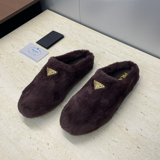 Prada 25s Slide Burgundy Shearing 551885