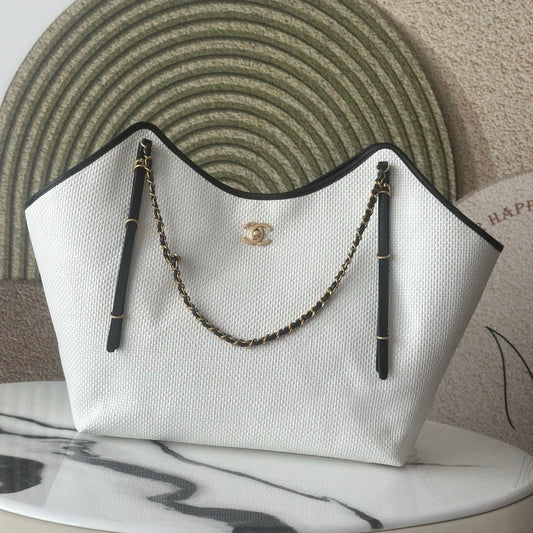 CC Maxi Hobo Bag 43cm White Straw Leather