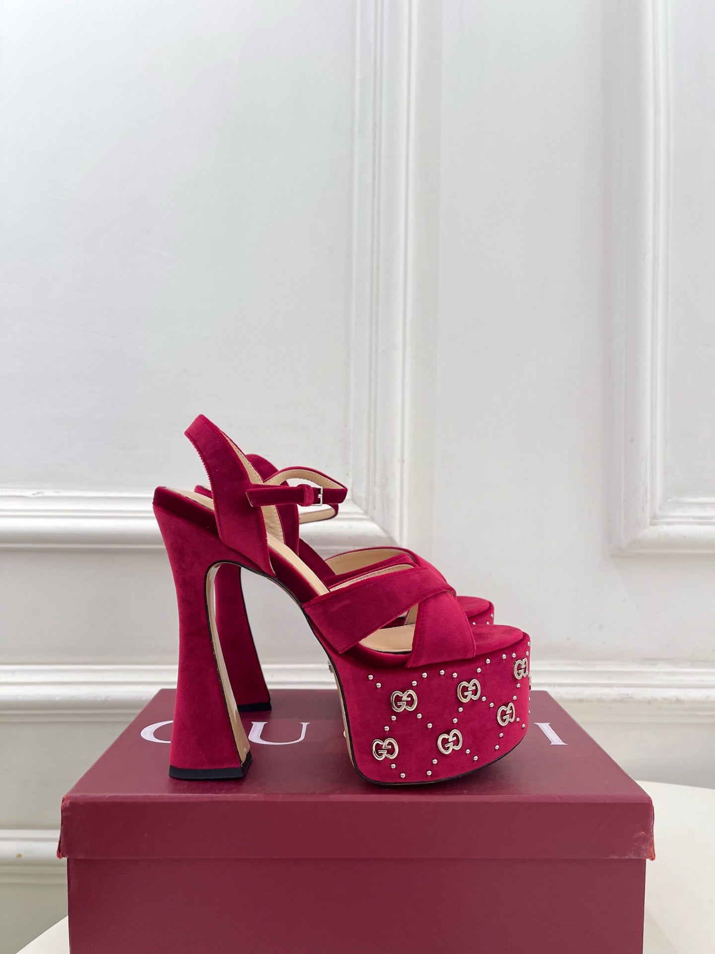 GG Janaya Platform Sandals 15.5cm Burgundy Suede 891838