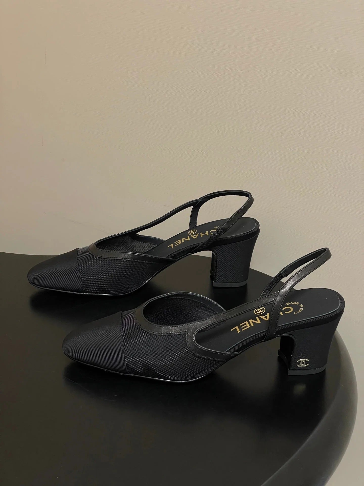 CC 26s Slingback 65 Black Mesh Fabric Sheepskin 649446
