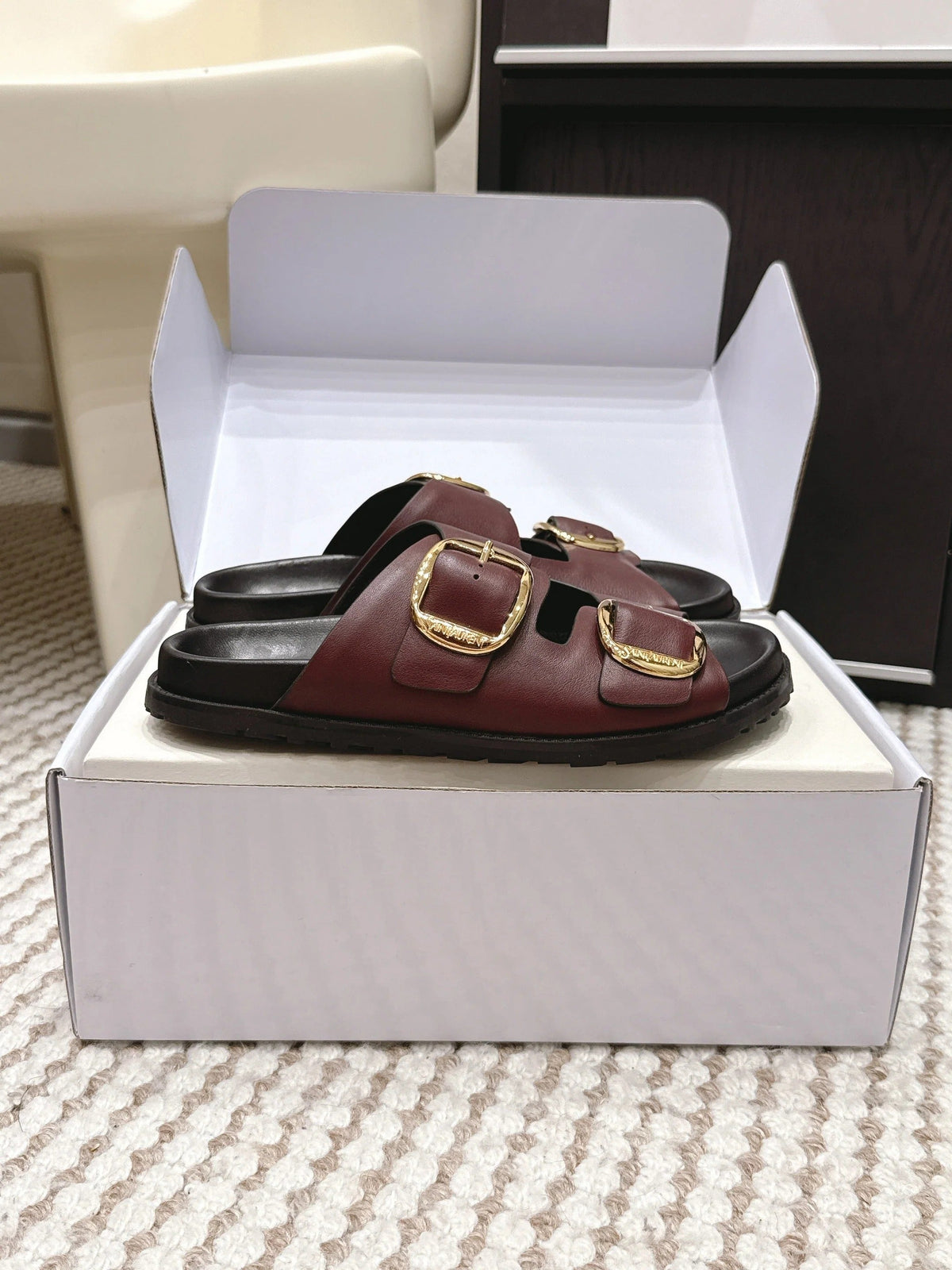 YSL 26ss Platform Slippers Black Burgundy Sheepskin Gold Buckle 663207