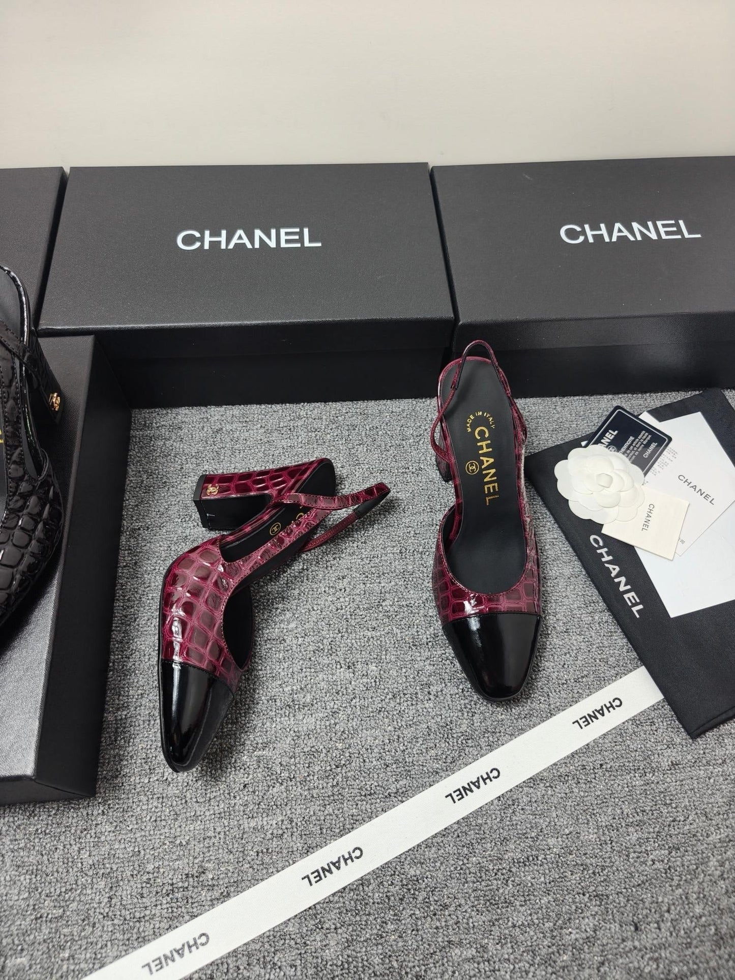 Chanel 2026 Crocodile Empossed Slingback Glossy Calfskin 855982