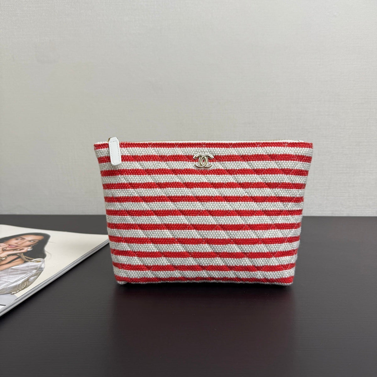 Chanel 26 Woven Clutch 19 White Red Canvas