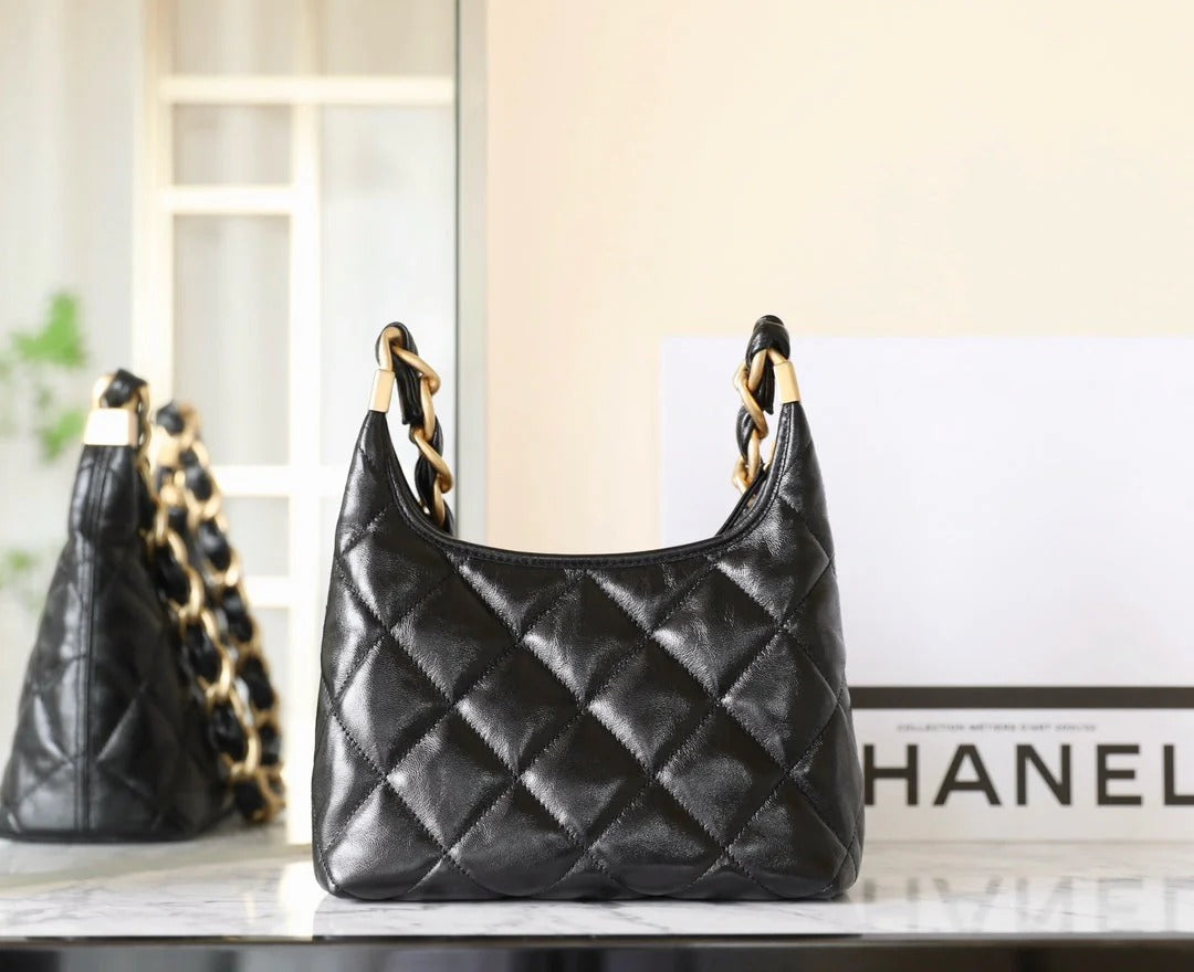 CHANEL 25S HOBO BAG 22 CM IN BLACK LAMBSKIN WITH GOLD HARDWARE