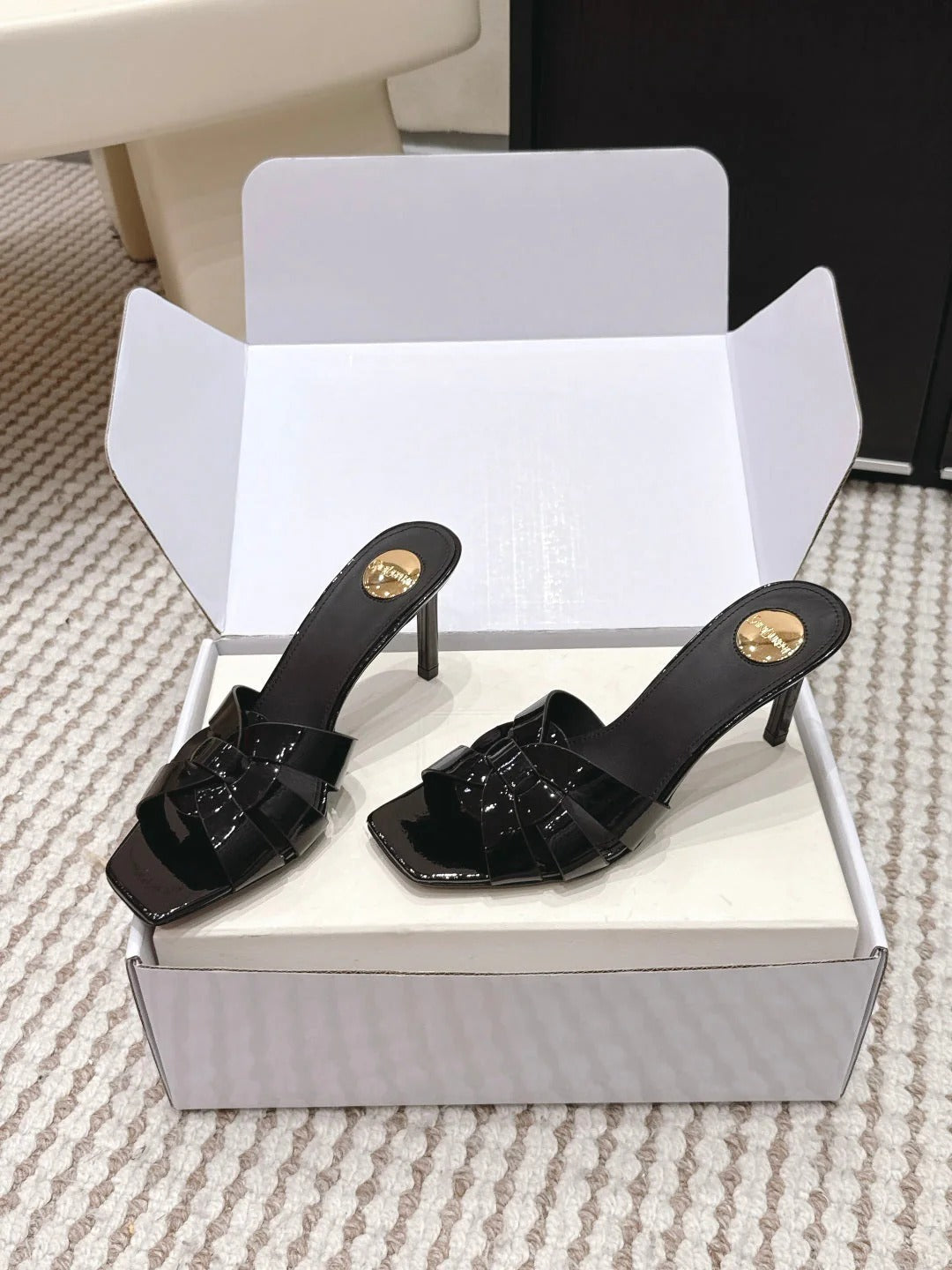 YSL 26ss High-Heeled Slippers 75 Patent Leather