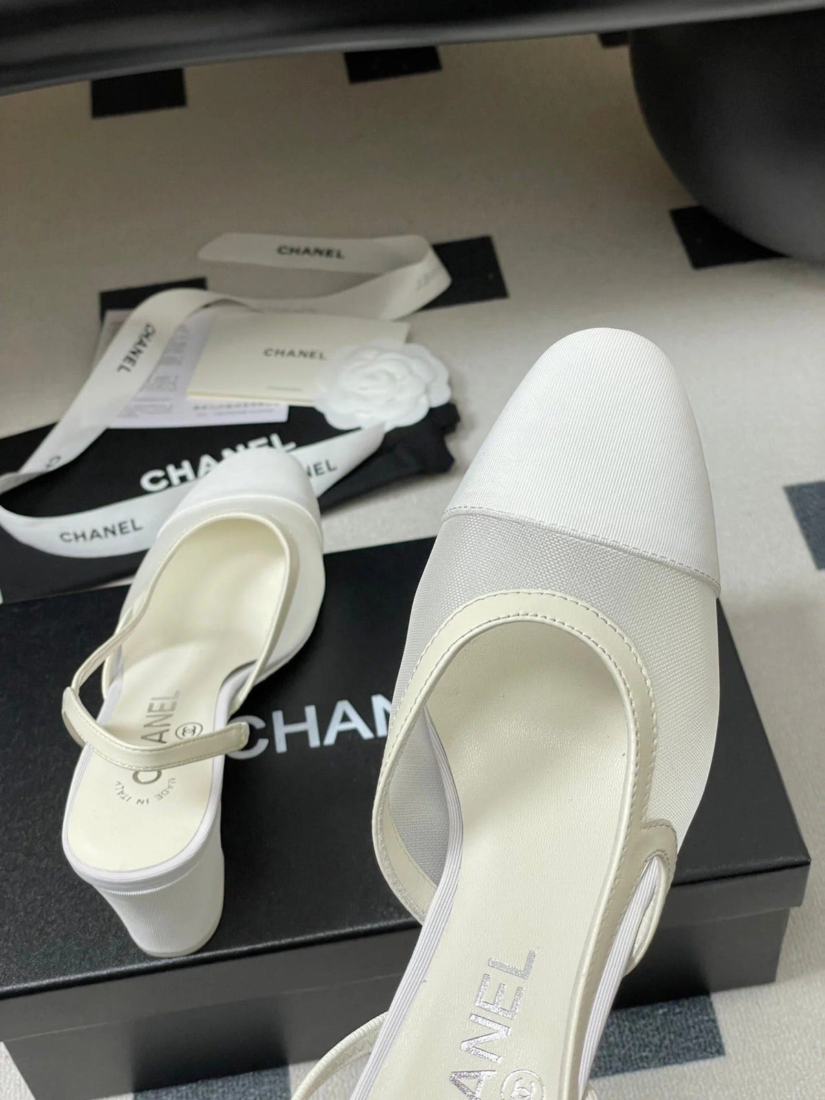 CC 26s Slingback 65 White Mesh Fabric Sheepskin 649445
