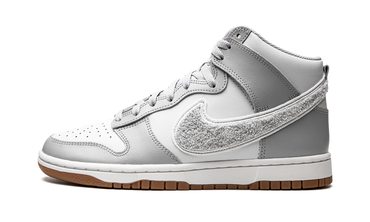 Dunk High "Chenille - Light Smoke" DR8805 003