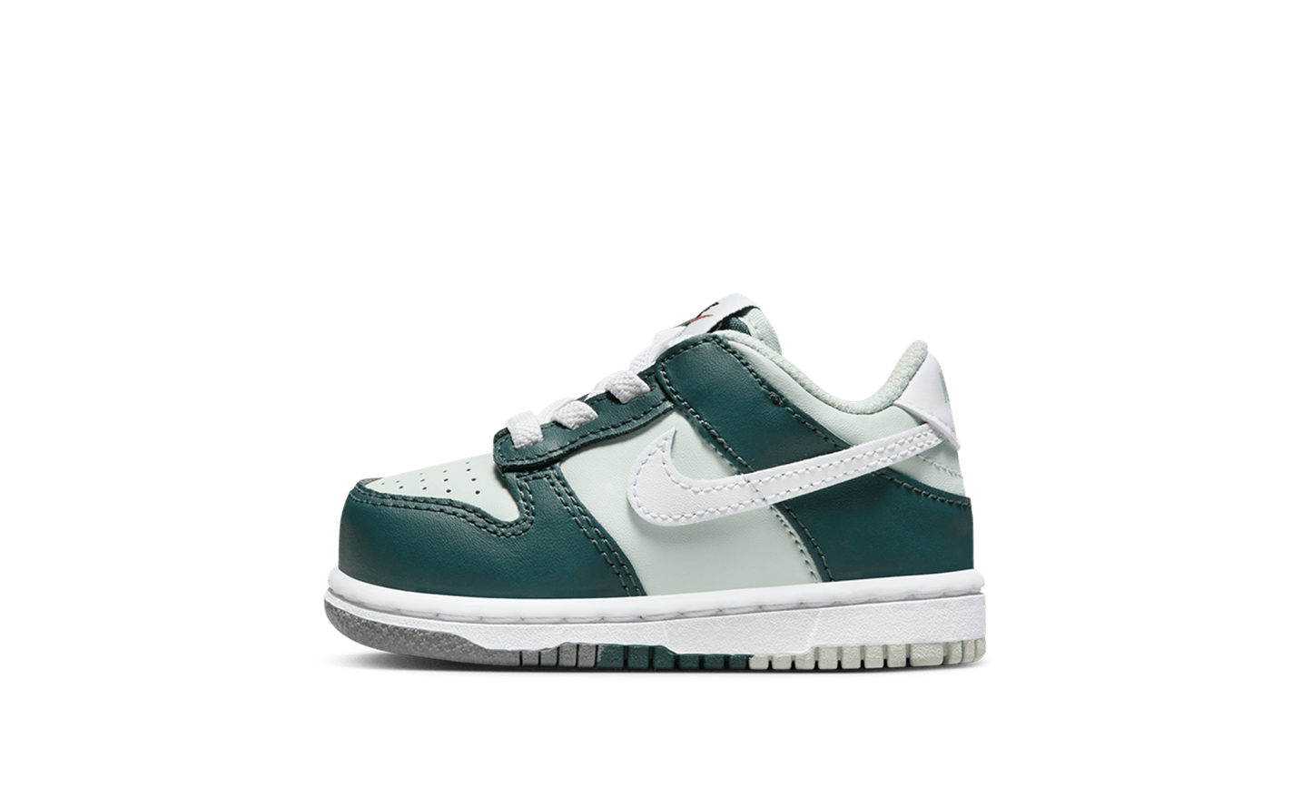 Dunk Low "Green" FB9107-300