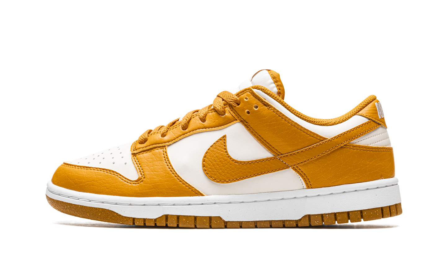 DUNK LO NEXT NATURE MNS WMNS "Gold / Phantom" DN1431 001