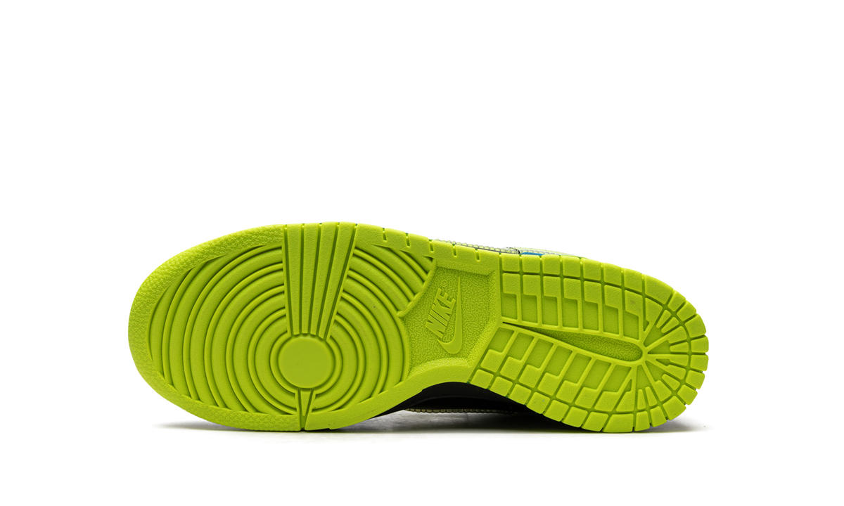 Dunk Low SE 2 "Acid Wash" DV1694 900
