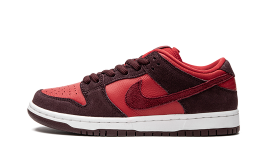 SB Dunk Low "Cherry" DM0807 600