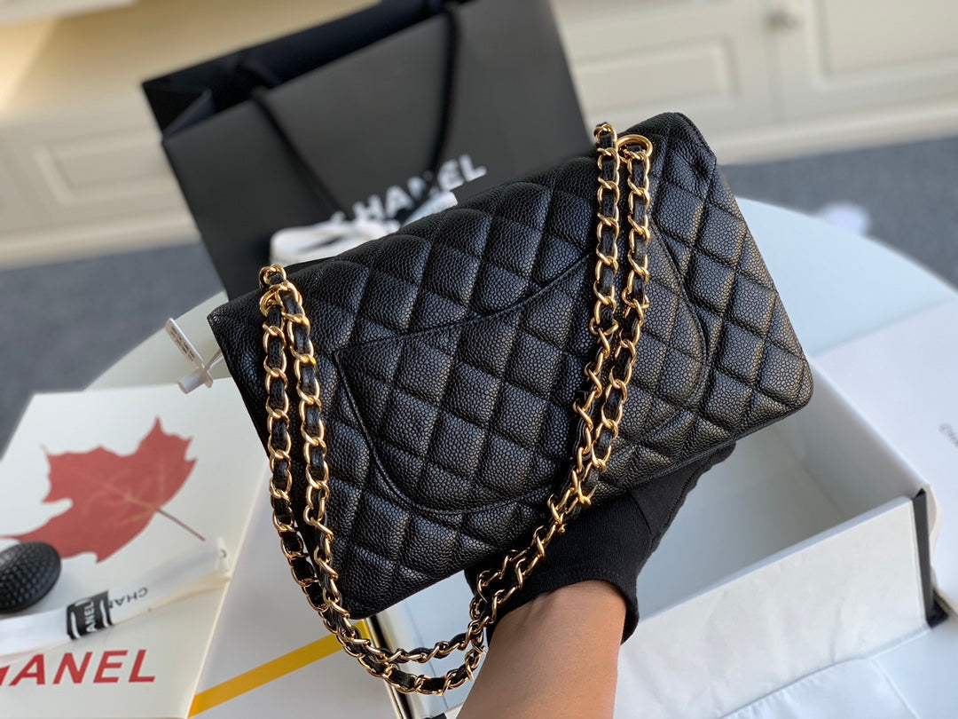 MEDIUM FLAP BAG 25CM BLACK CAVIAR GOLD HARDWARE