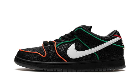 SB Dunk Low "Bronx Girls Skate" HV1664 001